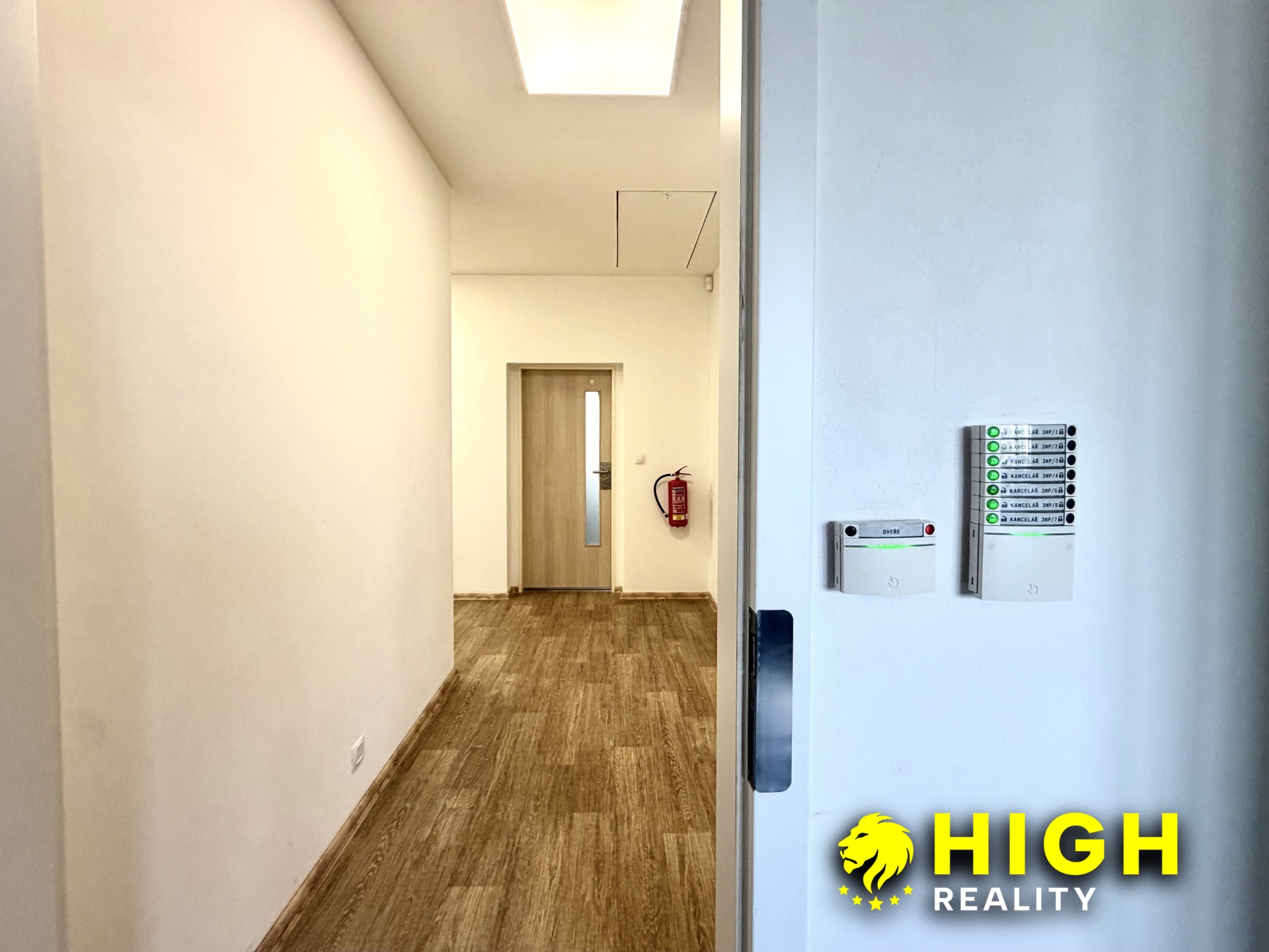 Pronájem kanceláře 28 m², Nýřany – foto 3