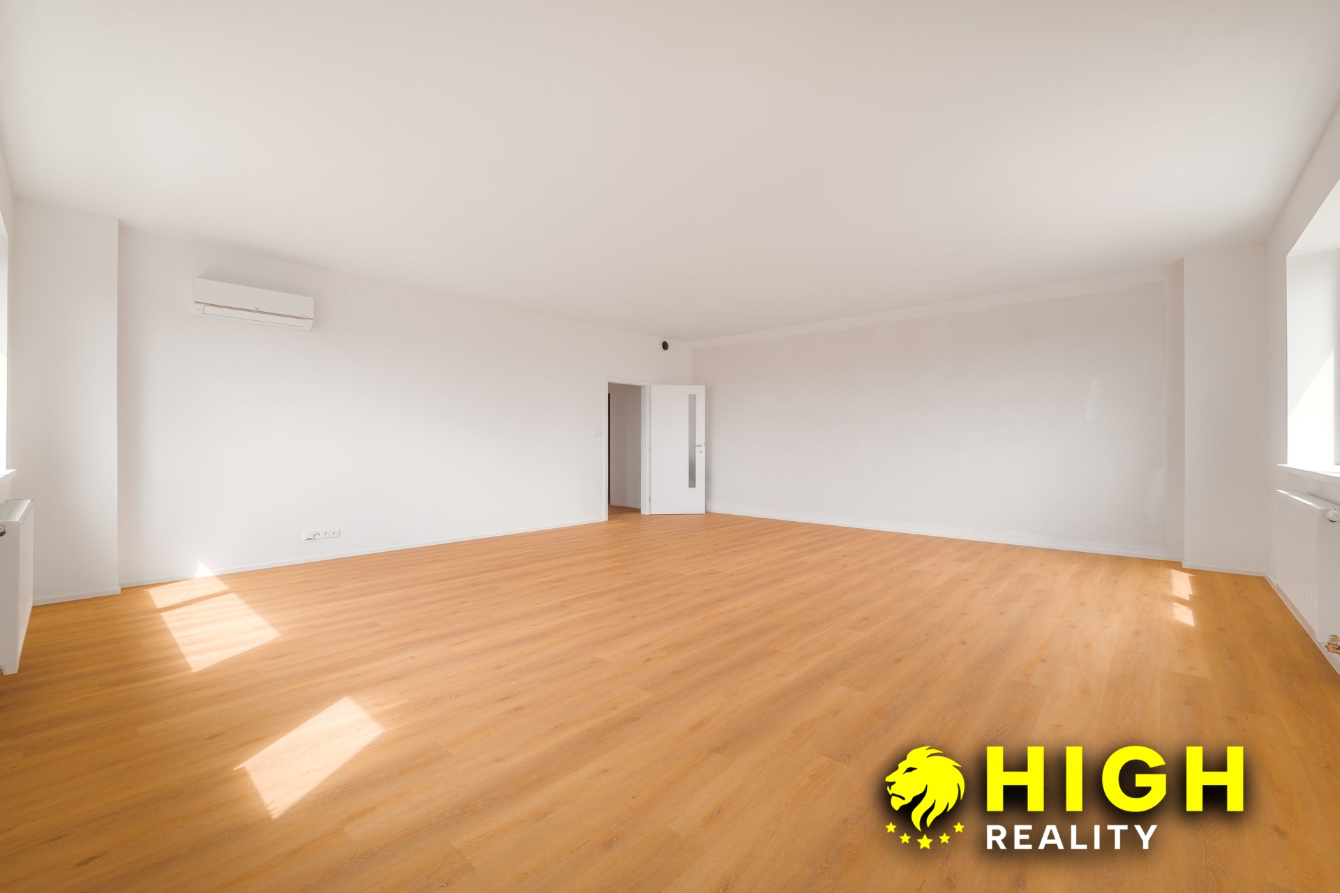 Prodej bytu 3+kk, 97 m² s balkonem- Plzeň, Skvrňany – foto 7